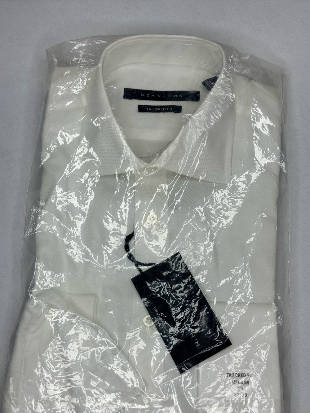 Sean John White Tailored Fit Dress Shirt - Classic Collared Style